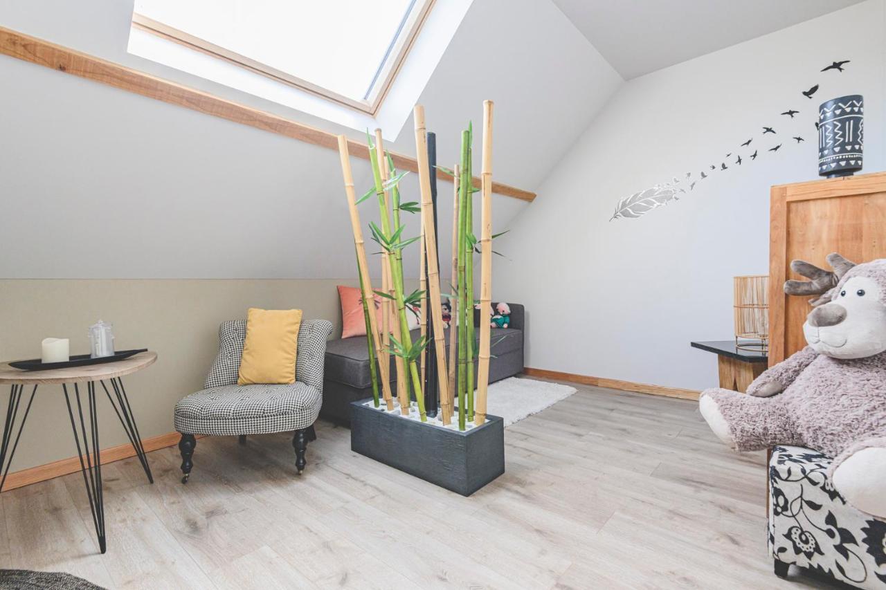 Chambres D'Hotes Les Colombes Montmort-Lucy Exterior foto