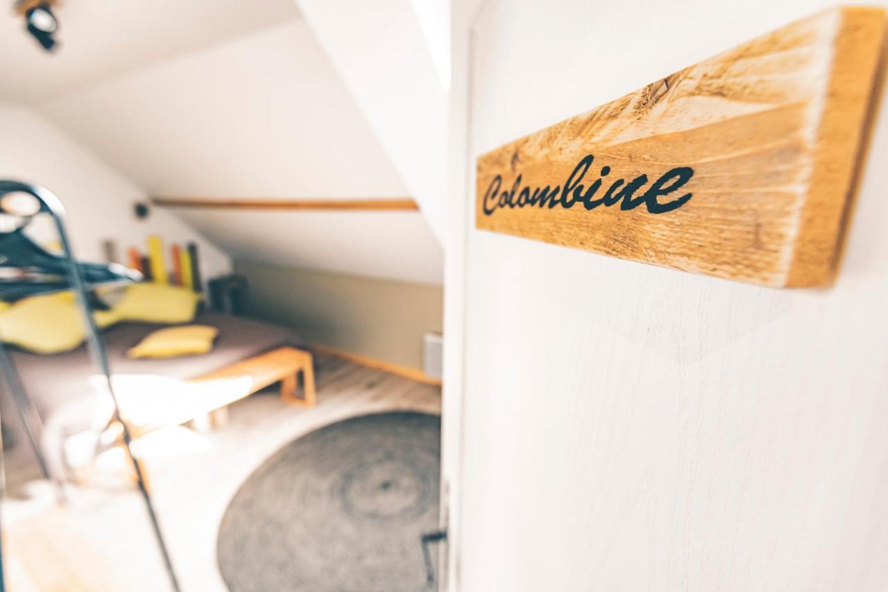Chambres D'Hotes Les Colombes Montmort-Lucy Exterior foto