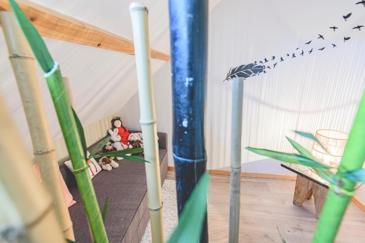 Chambres D'Hotes Les Colombes Montmort-Lucy Exterior foto